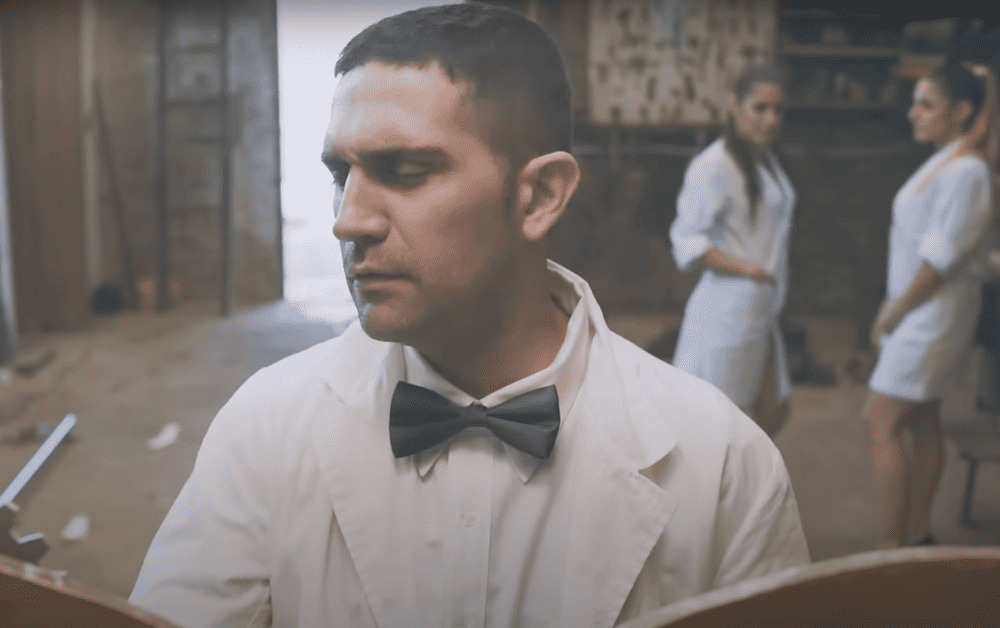 Lolo Fuentes – Luna en Capricornio